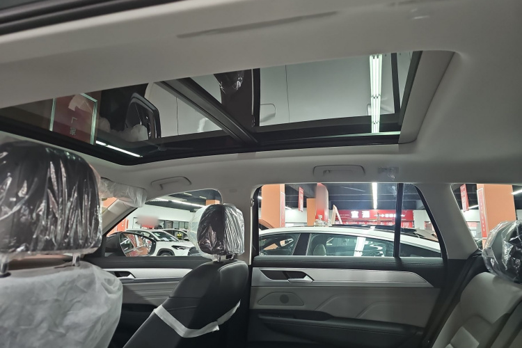 大众 揽巡 2025款  330TSI 豪华巡逸 众享款中控内饰7002