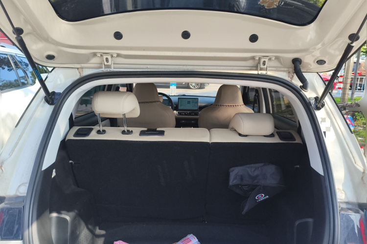 五菱汽车 五菱缤果PLUS 2024款 330km 五座版局部细节23