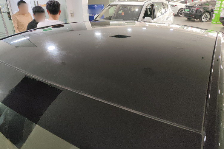 特斯拉 Model Y 2022款 长续航全轮驱动版局部细节57