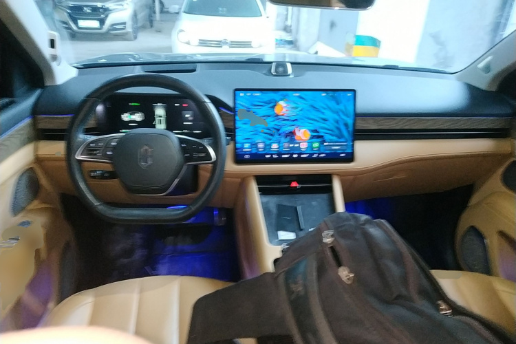 鸿蒙智行 问界M7 2022款 1.5T 后驱舒适版中控内饰12