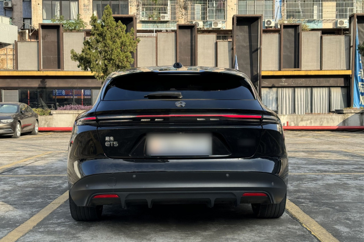 蔚来ET5 2022款 75kWh车身外观6013