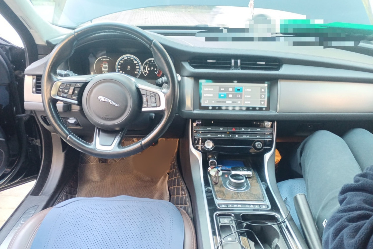 捷豹XFL 2018款 XFL 2.0T 250PS 豪华版中控内饰7002