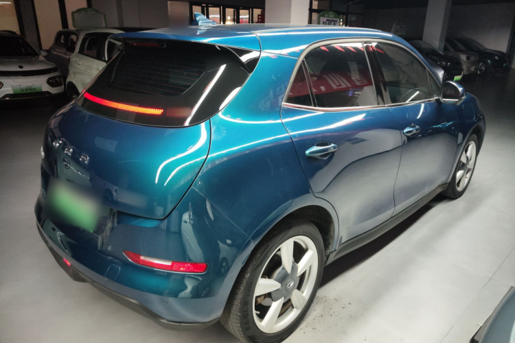 欧拉好猫 2022款 400km标准续航 豪华型 磷酸铁锂车身外观7