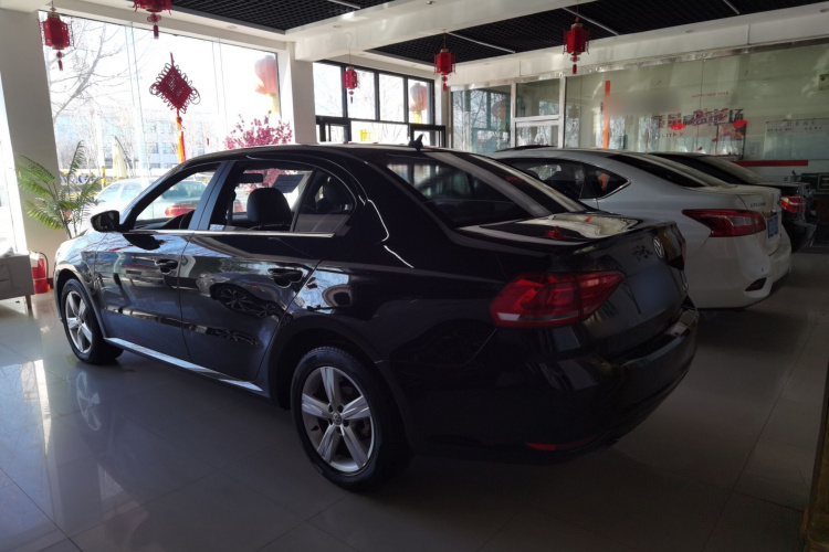 大众 朗逸 2017款 1.6L 手动风尚版车身外观6005