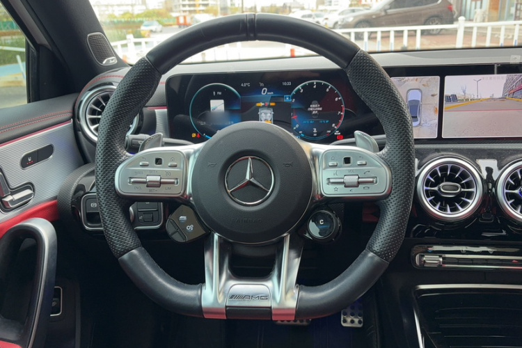 奔驰A级AMG 2023款 AMG A 35 L 4MATIC局部细节13