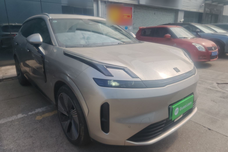 领克08 EM-P 2023款 120km 长续航Halo车身外观6002