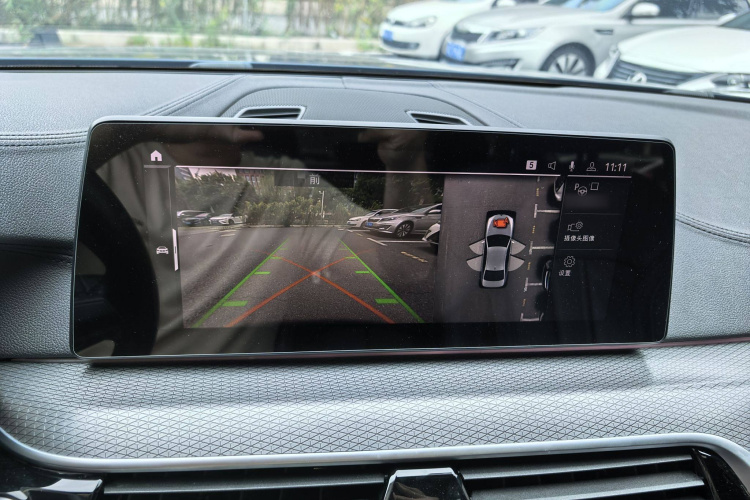 宝马5系(进口) 2020款 530i 风尚版 M运动套装中控内饰7015