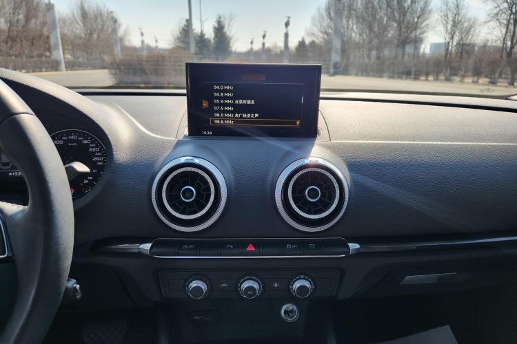 奥迪A3 2020款 Limousine 35 TFSI 时尚型 国VI中控内饰16