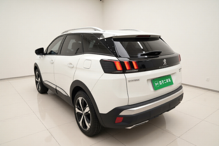 标致4008 2017款 350THP 精英版车身外观5