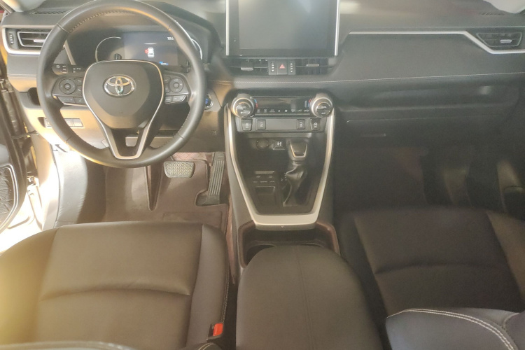 丰田 RAV4荣放 2022款 2.0L CVT两驱风尚Plus版中控内饰12