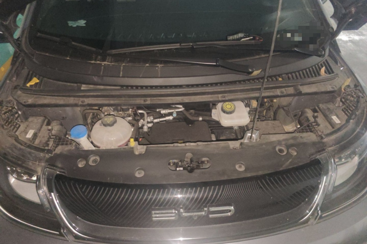 比亚迪 海豚 2023款 420km 自由版局部细节24