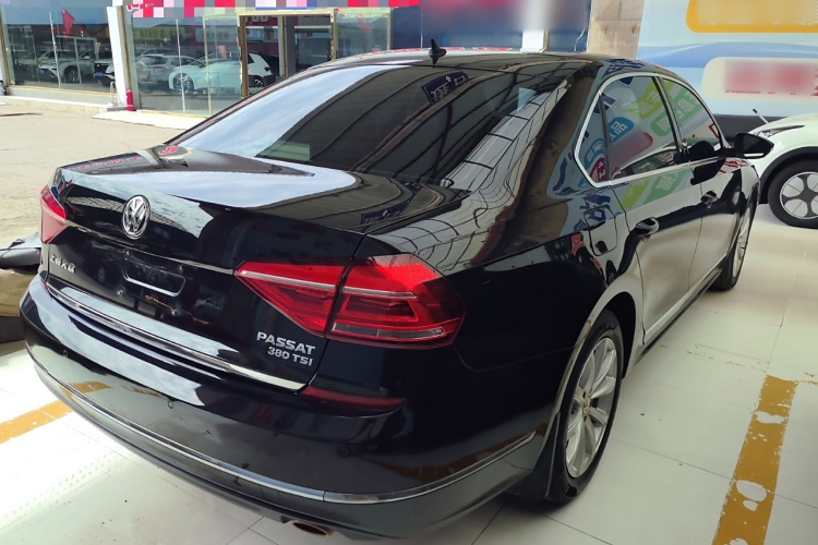 大众 帕萨特 2016款 380TSI DSG御尊版车身外观6003
