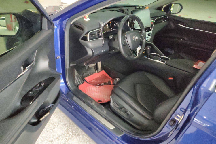 丰田 凯美瑞 2021款 双擎 2.5HG 豪华版中控内饰7003