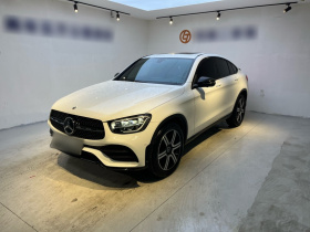 奔驰GLC轿跑 2022款 改款 GLC 260 4MATIC 轿跑SUV