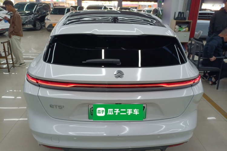 蔚来ET5T 2025款 75kWh Touring车身外观6