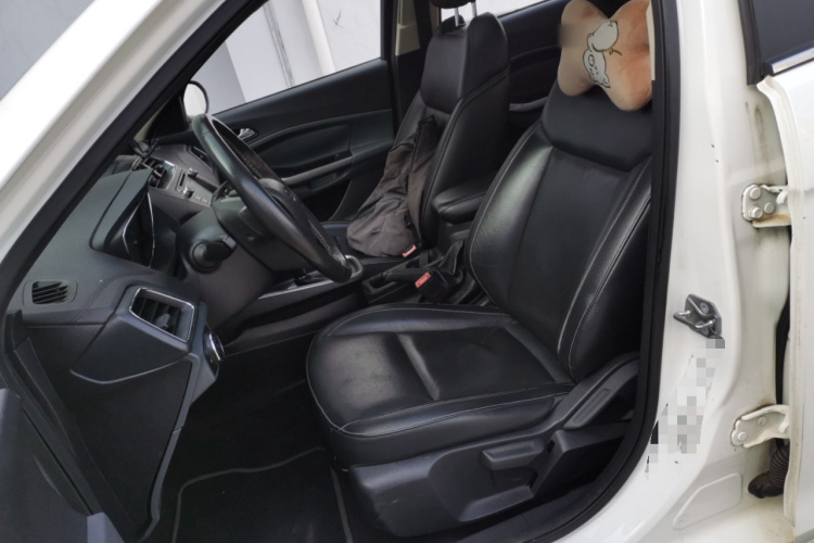 福特 福睿斯 2015款 1.5L 自动时尚型中控内饰19