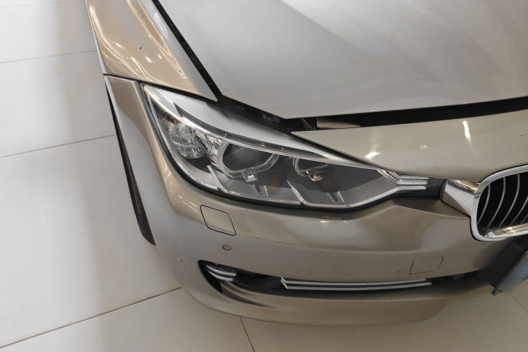 宝马3系 2014款 320Li 豪华设计套装车身外观6006