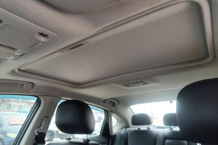 日产 轩逸 2016款 1.6XV CVT智享版中控内饰22