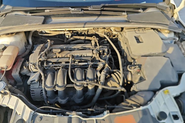 福特 福克斯 2012款 两厢 1.6L 手动风尚型局部细节24