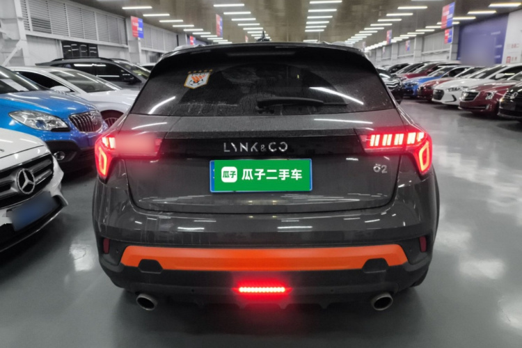 领克02 2019款 1.5T DCT两驱耀Pro版 国VI车身外观6