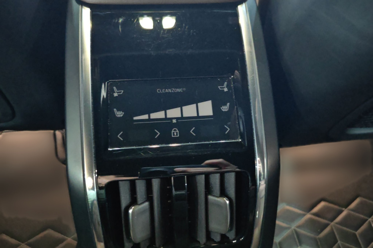 沃尔沃S90 2024款 B5 智雅豪华版中控内饰7002