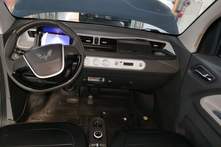 五菱汽车 宏光MINIEV 2022款 马卡龙臻享款 磷酸铁锂中控内饰7002