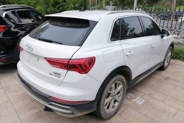 奥迪Q3 2019款 35 TFSI 进取动感型车身外观6005