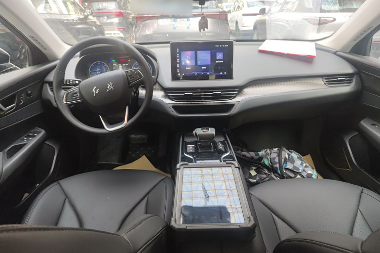 红旗E-QM5 2023款 改款 基础出行版中控内饰12