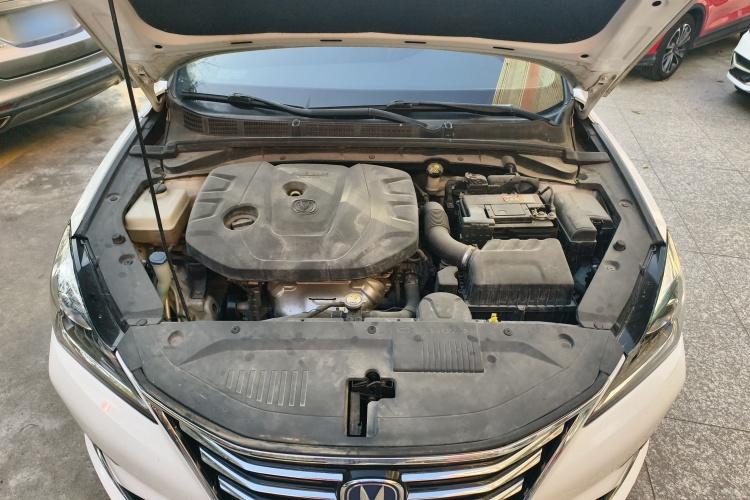 长安 逸动 2019款 高能版 1.6L GDI 手动先锋型 国VI局部细节24