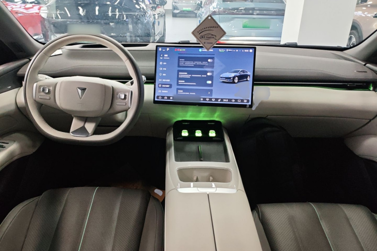 深蓝汽车 深蓝L07 2024款 300Max乾崑智驾ADS SE增程版中控内饰7002