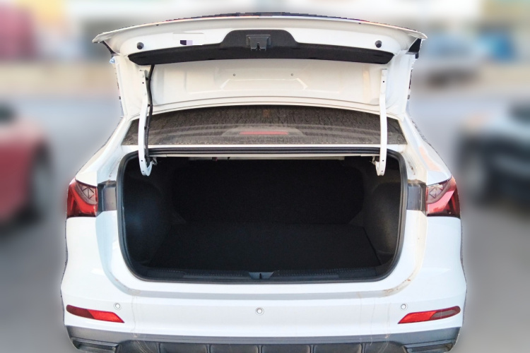 荣威i5 2023款 1.5L 手动舒享版中控内饰23