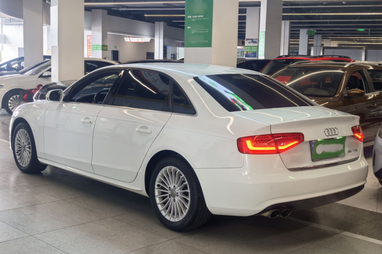 奥迪A4L 2015款 35 TFSI 自动舒适型车身外观6003