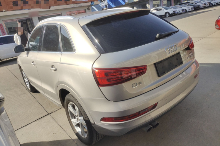 奥迪Q3 2018款 30周年年型 35 TFSI 时尚型车身外观4