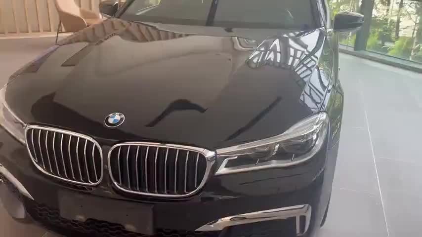 宝马7系 2018款 740Li 领先型 M运动套装实拍1