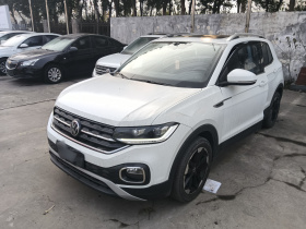 大众 探影 2023款 200TSI DSG 悦智联版