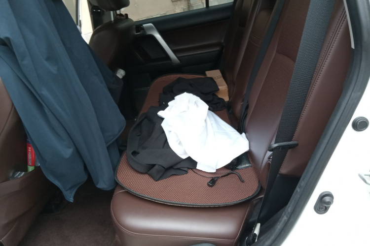 丰田 普拉多（平行进口）中控内饰7004