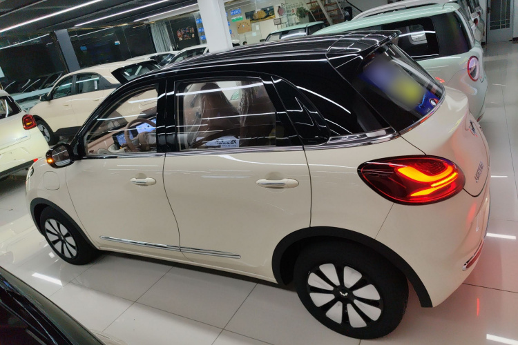 五菱汽车 五菱缤果 2025款 333km 悦享款车身外观4