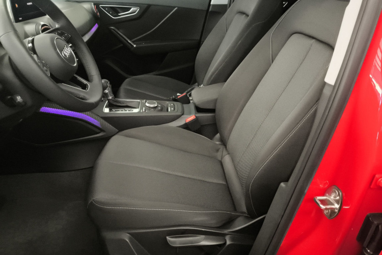 奥迪Q2L 2018款 35 TFSI 上市专享版 国VI中控内饰19