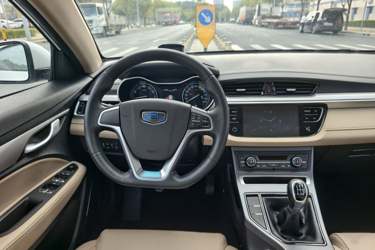 吉利汽车 帝豪 2018款 1.5L 手动豪华型中控内饰7005