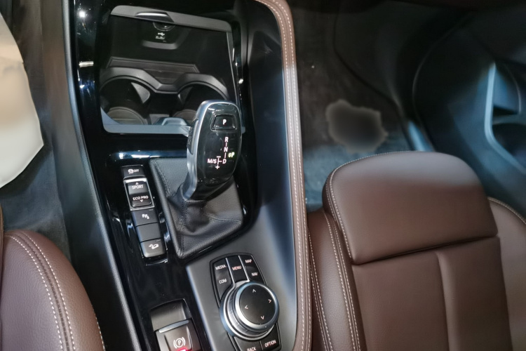 宝马X1 2020款 xDrive25Li 尊享型局部细节18