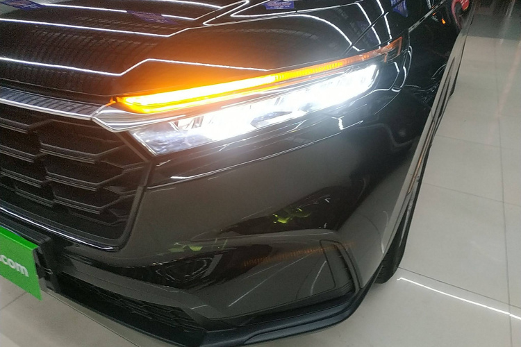 本田CR-V 2024款 240TURBO 两驱锋尚版 5座局部细节36