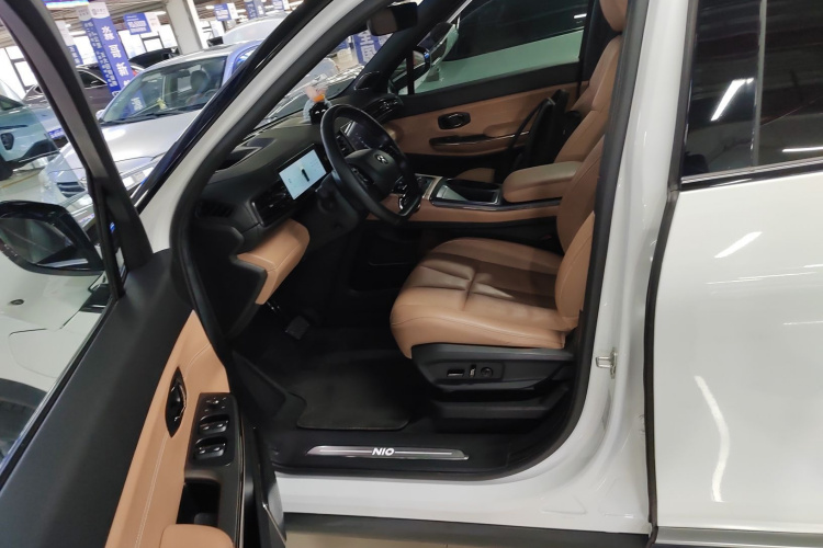 蔚来ES8 2020款 580KM 六座版中控内饰19
