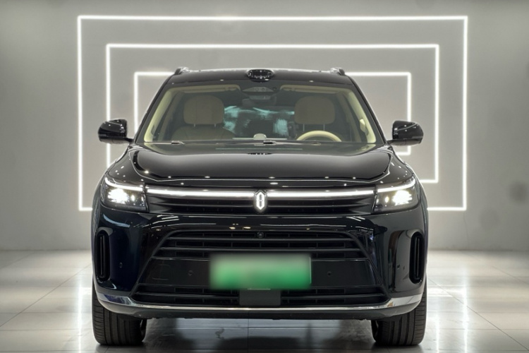 鸿蒙智行 问界M7 2024款 1.5T 智驾四驱Max版 5座车身外观6004