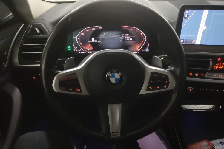 宝马X3 2022款 改款 xDrive30i 尊享型 M曜夜套装中控内饰13