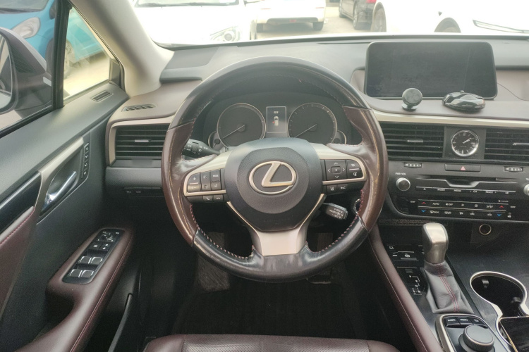 雷克萨斯RX 2016款 450h 四驱典雅版中控内饰13