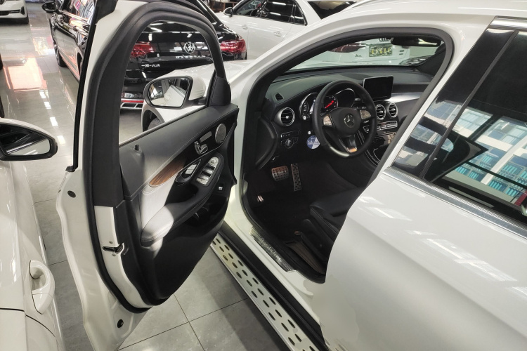 奔驰GLC 2017款 GLC 260 4MATIC 豪华型中控内饰20