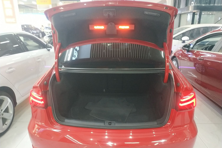 奥迪A3 2017款 Limousine 35 TFSI 进取型局部细节23