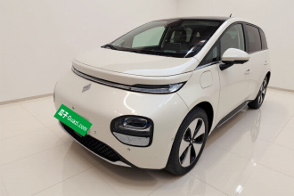 宝骏云朵 2023款 460 Max 灵犀版