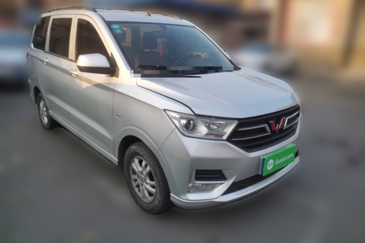 五菱汽车 五菱宏光 2019款 1.5L S标准型国VI LAR车身外观6002