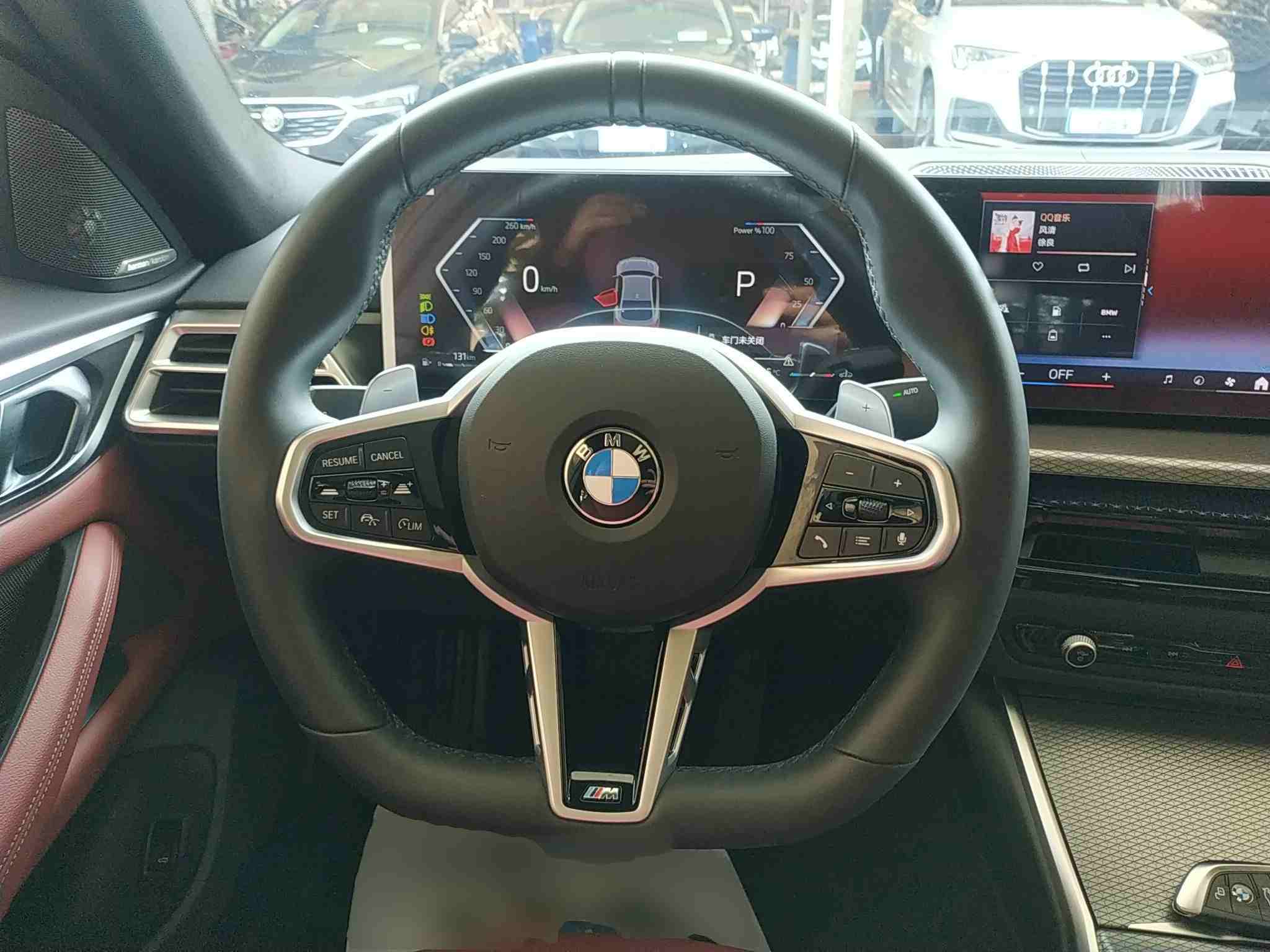 车辆方向盘实拍